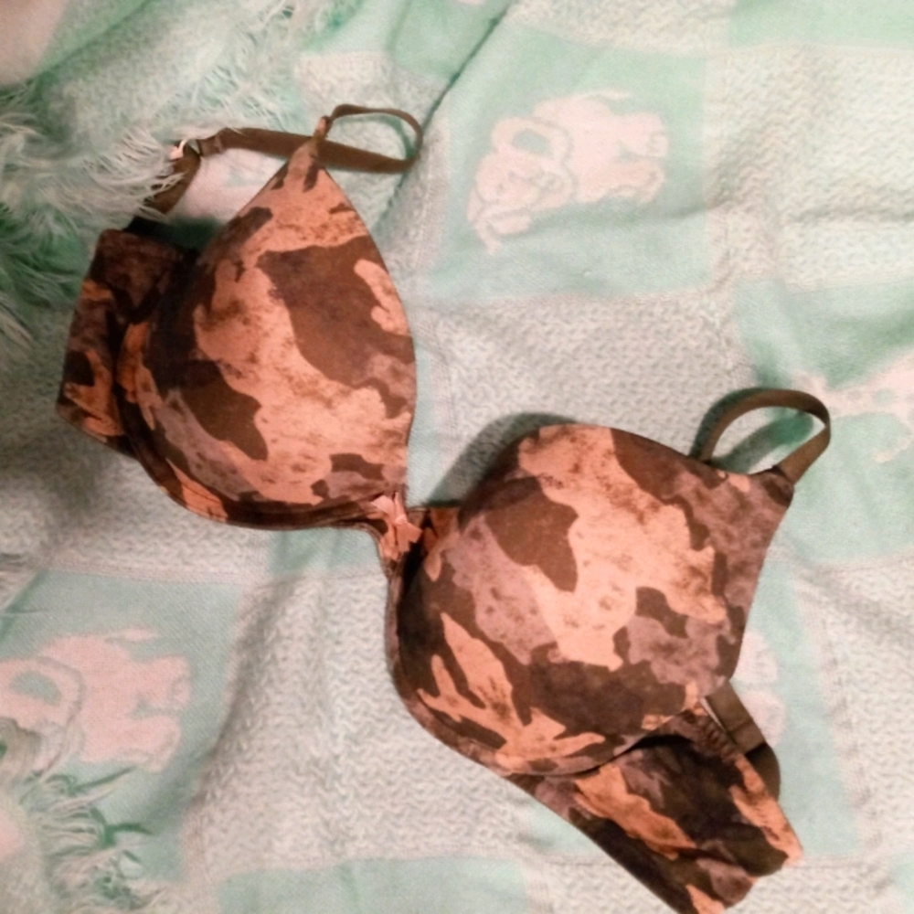 💛5/25💛Camouflage Bra 36d